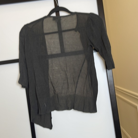 Small grey see through cardigan - Picture 2 of 2